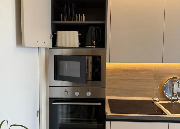 Con Garage A Due Passi Dal Centro * Σαν Μπενεντέτο ντελ Τρόντο