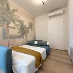 Con Garage A Due Passi Dal Centro *