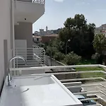 Con Garage A Due Passi Dal Centro Apartamento *