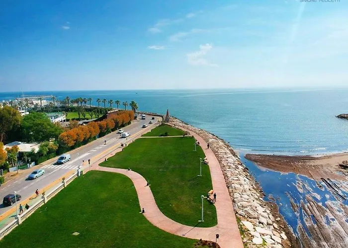 Con Garage A Due Passi Dal Centro Lejlighed *